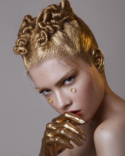 Editorial Make-up, Golden Makeup, Avant Garde Makeup, Editorial Hair, Gold Beauty, Gold Aesthetic, Fantasy Makeup, Editorial Makeup, Beauty Editorial