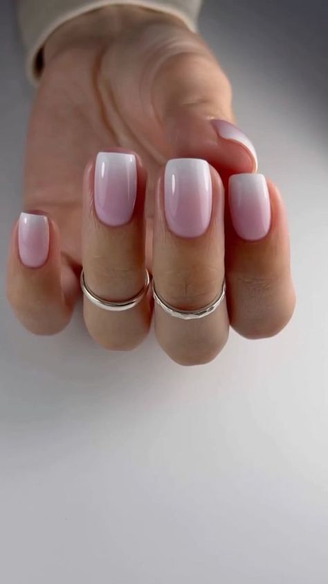 Spring Nails Ombre 2024 18 Ideas: A Fresh Look for a New Year Neutral Nail, Trendy Shades, Gel Toe Nails, Nails Ombre, Work Nails, Casual Nails, Neutral Nails, Elegant Nails, Classy Nails