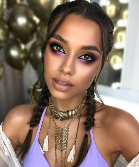 20 Boho Make-up Ideas That Are Worth Trying for All Bohemian Makeup Look Boho, Which Make Up, Gypsycore Makeup, Bohemian Makeup Look, Boho Makeup Looks, 70s Makeup Hippie, 70s Makeup Hippie 1970s, Boho Chic Makeup, Hippy Makeup