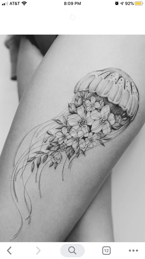 Molecule Tattoo, Dragon Tattoo For Women, Jellyfish Tattoo, Tattoo Trend, Ocean Tattoos, Thigh Tattoos Women, Jelly Fish, Celebrity Tattoos, Hip Tattoo