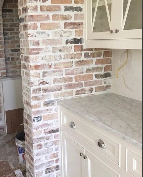 Old Chicago brick with white mortar White Cabinets Kitchen Backsplash, Kitchen Backsplash With Dark Cabinets, Kitchen Backsplash With White Cabinets, White Cabinet Kitchen, Backsplash Ideas Kitchen, White Cabinets Kitchen, Kitchens Backsplash, Brick Fireplace Wall, Backsplash Kitchen White Cabinets