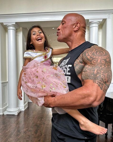 Rock Boyfriend, Dwayne Johnson Family, Rock Family, Rock Johnson, The Rock Dwayne Johnson, Johnson Family, Kevin Hart, Dwayne The Rock, Celebrity Kids