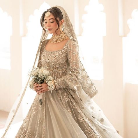 WANIYA by Mehr Azam on Instagram: "@mahrukhzamanmalik in our signature ESRA ensemble from our Mansi collection on her special day!  E-Store WhatsApp: +92 310 000 1554 | www.waniyabymehrazam.com Studio Appointment: +92 317 001 1554, +92 317 000 1554 | One-R MM Alam Rd, Gulberg, Lahore  #WANIYAByMA #Spotted #ClientDiary #FlagshipStore #Lahore" Kanwal Malik Bridal, Nikkah Abaya, Walima Look, Baat Pakki, Nikkah Outfit, Walima Dresses, Lavish Wedding, Chic Prom Dresses, Pakistani Bridal Dress