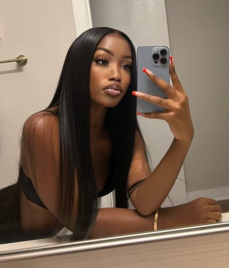 V Part Wig, Pretty Dark Skin, Best Human Hair Wigs, Hair Styles Black, Brown Skin Makeup, Dark Skin Beauty, Dark Skin Makeup, Dark Skin Women, Girls Makeup