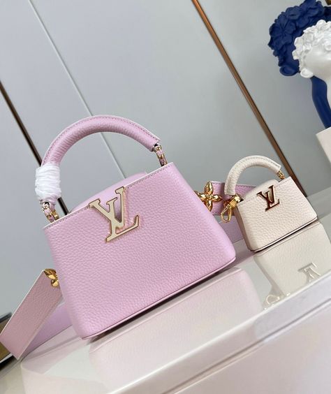 Lv Capucines Mini, Lv Capucines, Capucines Mini, Mini Pink, Italian Style, Luggage Bags, Louis Vuitton Bag, Louis Vuitton, Bag Lady