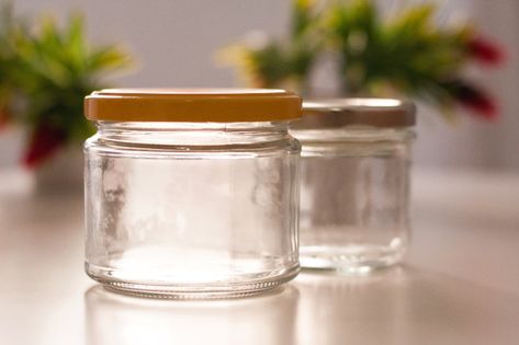 Clear glass jar with yellow lid photo – Free Jar Image on Unsplash Jar Image, Clear Glass Jars, City Wallpaper, Wedding Background, Glass Jar, Glass Jars, Clear Glass, Party Favors, Yellow