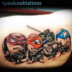 Ninja Turtle Tattoos, 90s Tattoos, 3d Pencil Drawings, Jordan Baker, Man Shed, Cartoon Character Tattoos, Alien Tattoo, Turtle Tattoo, Traditional Tattoo Design