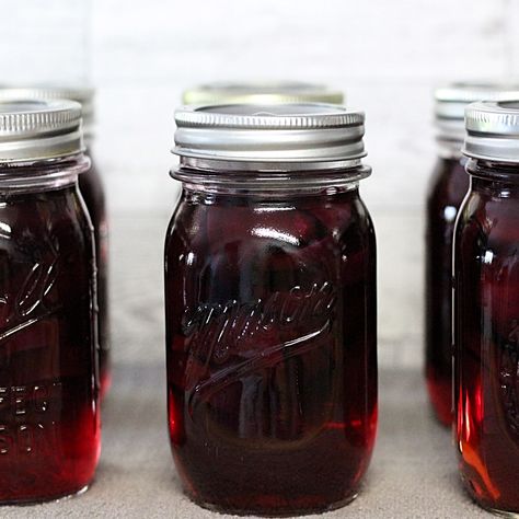 Simple Pickled Beets, Pickled Things, Water Bath Canning, Pickled Beets, Canning Lids, Sauce Pot, Canning Jars, Small Batch, Beets