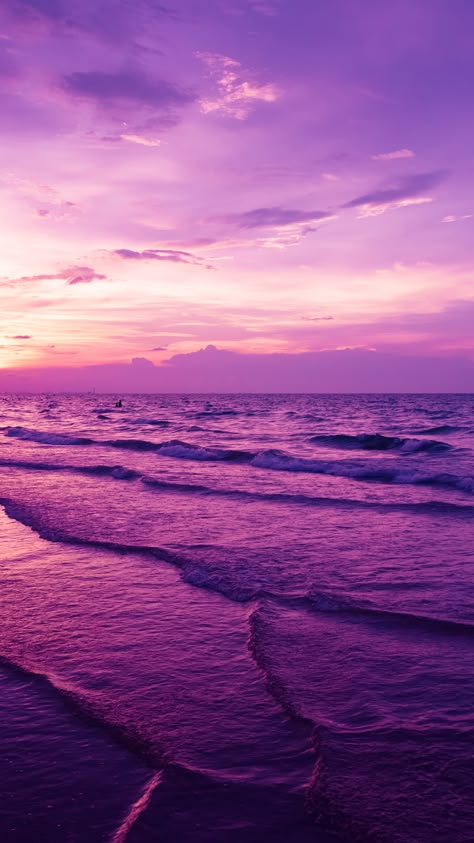 Pink And Purple Wallpaper, Purple Flowers Wallpaper, Beach Sunset Wallpaper, Cute Summer Wallpapers, Beautiful Ocean Pictures, Iphone Wallpaper Sky, Pretty Phone Wallpaper, Pretty Landscapes, Beach Wallpaper