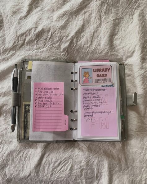 ✨Compact planner📖🗓️☕️✨ #planners #planning #dailyplanner #plannerobssessed #plannerobsession #planning #plannercommunity #planneraddict #plannerlife #plannerlifestyle #filofaxsaffiano #filofax #plannerinspo #filofaxsaffianopersonal #personalsizeplanner #functionalplanning #dailyplanning #plannerlife #plannerinspiration #plannerlifestyle #ringsplanner #planner #dailyplanning #dailyplanners #plannerinspo #plannerinserts #plannerinspiration #plannerflipthrough #filofaxcompact #filofaxcommunity ... Ring Binder Planner, Filofax Inspiration, Study Aesthetics, Functional Planning, Lifestyle Planner, Planner Setup, Mini Planner, Disney Invitations, Planner Obsessed