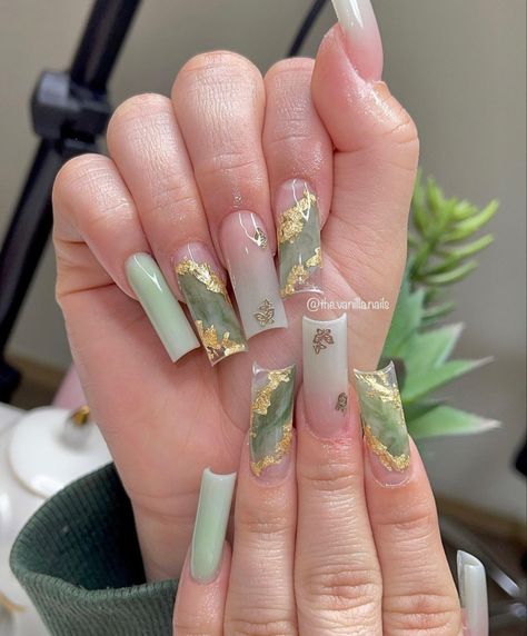 Green Theme Nails, Cheap Acrylic Nail Ideas, Gemini Birthday Nails, Feb Nails, Spring Nails Blue, Quince Nails, Quinceanera Nails, Jade Nails, Long Nail Art