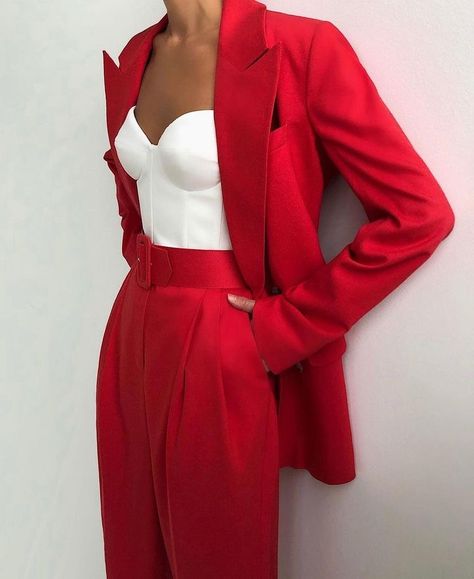 Homecoming Suits, Pant Suits For Women, Fancy Suit, Women Suits, Prom Suits, Woman Suit Fashion, Pantsuits For Women, Red Suit, Prom Outfits