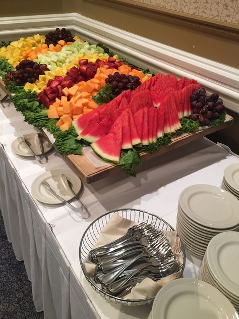 Wedding Fruit Platter Ideas, Fruit Table Decorations Party Ideas, Fruit And Salad Bar Wedding, Catering Fruit Display, Fruit And Cheese Platter Wedding, Wedding Fruit And Veggie Display, Fruit Table For Party, Fruit Stand Party, Fruit Station Wedding