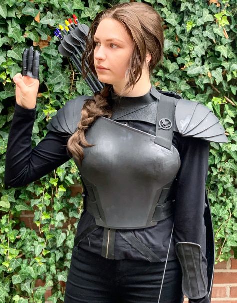 Katniss Everdeen Cosplay, Katniss Everdeen Dress, Katniss Halloween Costume, Katniss Cosplay, Mockingjay Costume, Katniss Everdeen Outfit, Katniss Everdeen Costume, Charlotte Web Costume, Katniss Costume