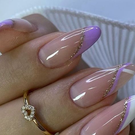 Purple And Gold Gel Nails, Purple Nails With Silver, Purple And Silver Nails Acrylic, Purple And Gold Nails, Gel Nails Shape, Purple And Silver Nails, Light Purple Nails, Bridal Nails Designs, Purple Glitter Nails