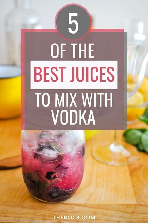 Find out which five juices are the best to mix with vodka! These are the juices to keep in your home bar setup to create endless cocktails! The classic cocktails of all time use these five juices, and are great to have on hand when setting up your bar at home. Stock your bar with these five juices, and you'll have deliciously simple cocktails all the time! Vodka Mixers Easy, Mixers For Vodka, Best Vodka Mixers, Vodka Mixers, Simple Cocktails, Orange Juice Cocktails, Best Vodka, Vodka Bar, Vodka Mixes