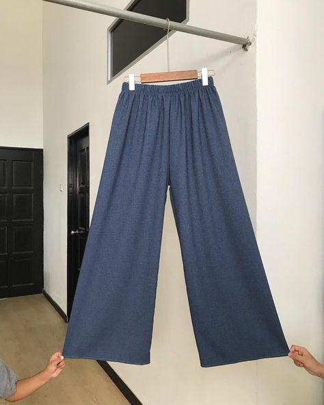 Nyaman Palazzo pants in Denim Blue 🤩 Shop Now : www.hadana.my #hadana Denim Palazzo Pants, Denim Palazzo, Palazzo Pants, Denim Blue, Blue Denim, Shop Now, Pants, Blue, Quick Saves