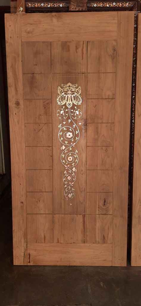 Wooden Main Door, Wooden Main Door Design, Main Door Design, Shutter Doors, Main Door, Brass Door, Diy Crafts For Gifts, Wooden Doors, Door Design