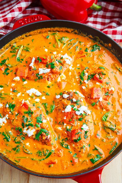 Creamy Roasted Red Pepper and Spinach Goat Cheese Skillet Chicken Spinach Goat Cheese, Closet Cooking, Chicken Skillet Recipes, Goat Cheese Recipes, Roasted Red Pepper, Chicken Stuffed Peppers, Skillet Chicken, Boiled Egg, Roasted Red Peppers