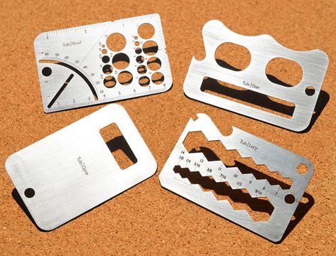 Cardboard Phone, Design Business Cards Ideas, Survival Card, Wallet Tool, Laser Vision, Pocket Tools, Smart Wallet, Pocket Tool, Coolest Gadgets