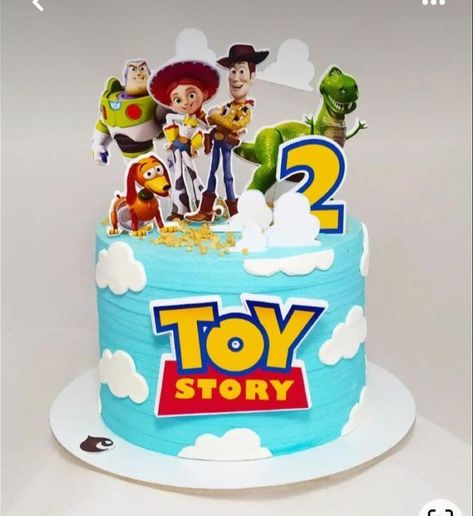 1 Tier Toy Story Cake, Toy Story Buttercream Cake, Simple Toy Story Cake, Birthday Cake For Children, Toy Story Cake Ideas, Hbd Ideas, Toy Story Birthday Cake, Camera Cakes, Woody Birthday