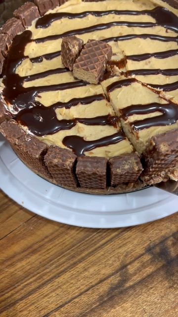 Nutty Bar Cheesecake, Nutty Buddy Cheesecake Recipe, Nutty Buddy Pudding Pie, Nutty Buddy No Bake Pudding Pie, Nutty Buddy Cake Recipe, Nutty Buddy Cheesecake, Nutty Buddy Dessert, Nutty Buddy Pie Recipe, Nutty Buddy Cake