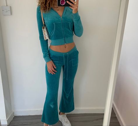 Teal Juicy Couture Tracksuit, Juicy Sweatsuit, Fashion Forcast, Juicy Couture Clothes, Couture Clothes, Juicy Tracksuit, Matching Tracksuit, Juicy Couture Tracksuit, Tracksuit Outfit