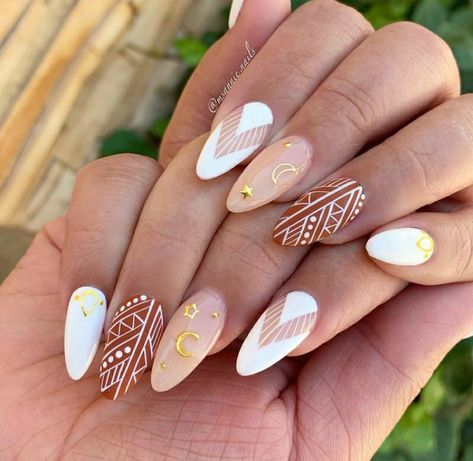 Nail Ideas Aztec, Boho Nail Designs, Boho Western Nails, Bohemian Nails, Aztec Nails, Chic Nail Designs, Western Nails, Boho Nails, Hippie Nails