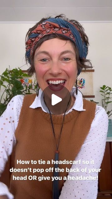 10K likes, 175 comments - stasiasavasuk on March 17, 2023: "Wanna know how to tie a headscarf so it doesn’t pop off the back of your head like a champagne ..." Scarves As Headbands, How Long Do You Make A Scarf, Tying Head Scarves Tutorials, How To Put On Head Scarf, Scarf Headwrap Tutorial, Diy Boho Headband Head Wraps, Boho Hairstyles With Headband, How To Style Scarf On Head, Tie A Head Wrap