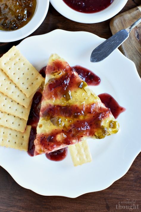 Cream Cheese Christmas Tree with Crackers and Pepper Jelly #holidaypartyfood #christmasappetizer #christmaspartyrecipe #partyfood #christmasrecipe #awonderfulthought Cream Cheese Christmas Tree, Cream Cheese Pepper Jelly, Cheese Christmas Tree, Cheese Christmas, Best Christmas Appetizers, Holiday Party Foods, Pepper Jelly, Appetizer Bites, Dinner Appetizers