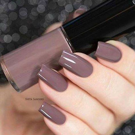 Square Mauve Nails, Work Manicure, Nail Therapy, Nail Paint Shades, Manicure Gel, Nails Colors, Makijaż Smokey Eye, Polish Colors, Classy Photography