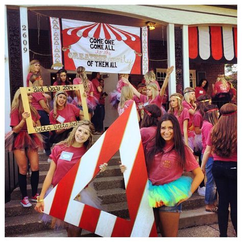 Circus Bid Day Circus Sorority Theme, Carnival Theme Bid Day, Circus Bid Day Theme, Carnival Bid Day Theme, Circus Bid Day, Carnival Bid Day, Sorority Recruitment Themes, Sorority Party, Sorority Themes