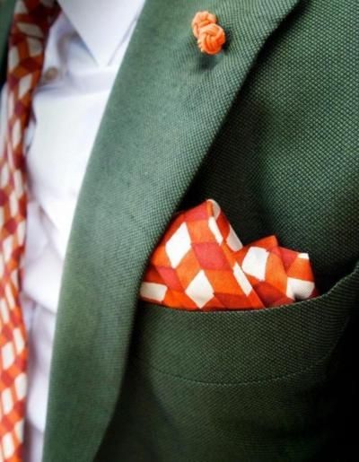 . Orange Suit, Stylish Work Attire, Orange Tie, Suit Men, Green Suit, Sharp Dressed Man, Men's Suit, Well Dressed Men, Gentleman Style