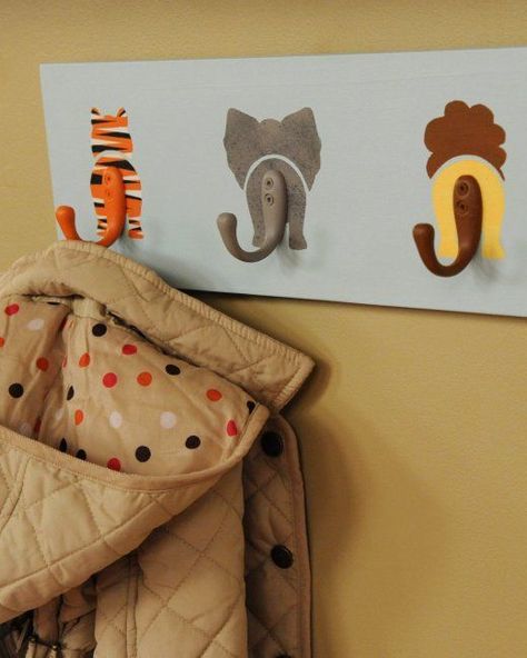 12 Creative DIY Coat Racks • A round-up of some really great coat rack projects with lots of tutorials! Including this cute animal coat hooks project from 'martha stewart'. Diy Coat Rack, Animal Hooks, Diy Coat, Kids Corner, An Elephant, Safari Animals, Kids' Room, Boy Room, Kids Crafts