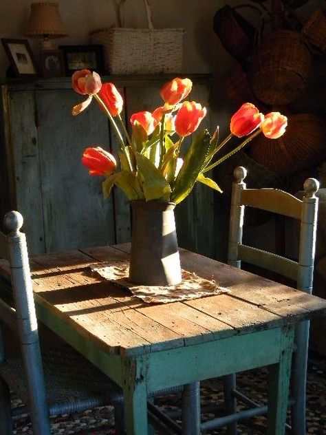 Bouquet Champetre, Elsie De Wolfe, Easter Weekend, Simple Acrylic Paintings, Still Life Art, A Chair, Primitive Decorating, Life Photography, Still Life Photography