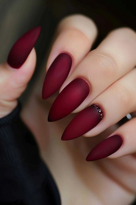 Nails Design Fall, Thanksgiving Nails Design Fall, Fall Thanksgiving Nails, Deep Red Nails, Dark Red Nails, Wine Nails, Thanksgiving Nail Designs, Thanksgiving Nail Art, Thanksgiving Nail