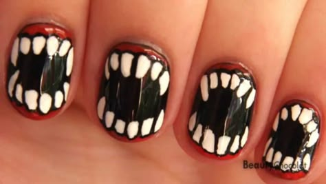 Vampire Nails, Nail Designs Tutorial, Diy Nail Designs, White Nail, Halloween Nail Designs, Halloween Nail Art, Funky Nails, Bling Nails, Makati