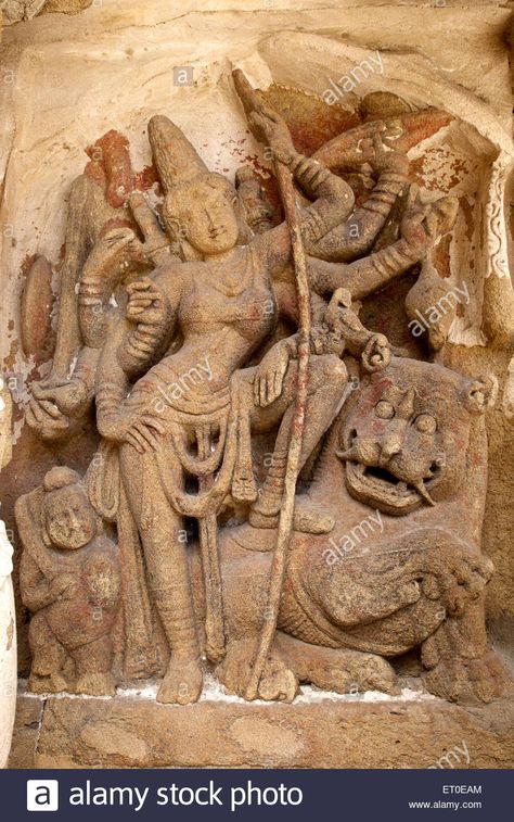 Tamil Nadu Temple Sculpture, God Reference, Stone Carving Sculpture, Creative Composition, Drawing Sculpture, Durga Devi, Ancient Indian Art, Ancient Drawings, Indian Temple Architecture