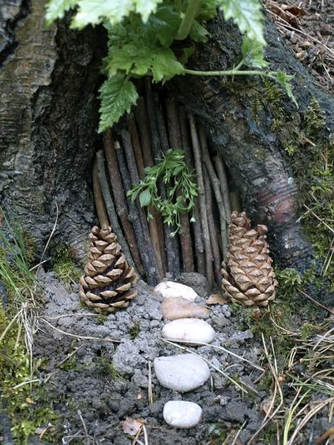 ♧ Charming Fairy Cottages ♧ garden faerie gnome & elf houses & miniature furniture - fairy cabin Fantasy Door, Faerie Door, Fairies Garden, Fairy Homes, Fairy Village, Faeries Gardens, Fairy Tree, Gnome House, Fairy Garden Houses