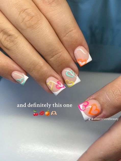 Square Nails Designs Short, Biab Designs Ideas, Creamfields Nails, Short Box Nails, Simple Short Nail Designs Summer, Short Nails Design Ideas 2024 Summer, Summer Biab Nails, B Day Nails, Ibiza Nails