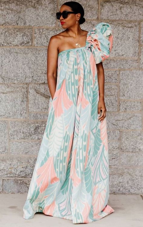 Diy African Outfit, Maxi Dress Outfit Casual Summer, Brunch Dress Outfit, Styling Maxi Dresses, Summer Maxi Dress Outfit, Elegant African Dresses, Maxi Dress Outfit Casual, Maxi Dress Ideas, Brunch Dresses