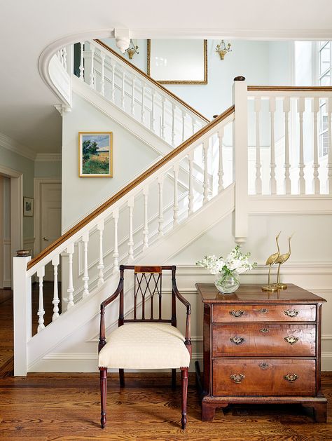 Colonial Revival — TOM Interior Design Studio Colonial Millwork, Kitchen Ideas Halloween, American Colonial Interior, Colonial Revival Interior, Colonial Home Interior, Room Decor Bedroom Ideas, Fall Ideas Decorating, Colonial Style Interior, Colonial House Interior