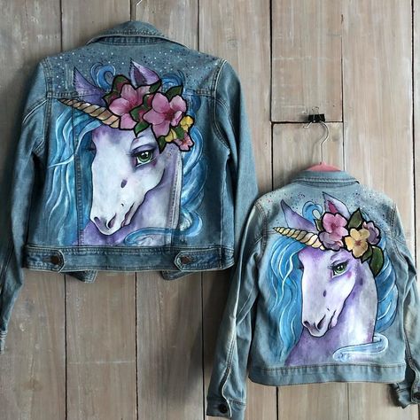 Mom And Baby Outfits, Mommy And Daughter, Fabric Paint Diy, Diy Denim Jacket, Custom Denim Jacket, Diy Denim, Denim Embroidery, Blue Jeans Crafts, Denim Art