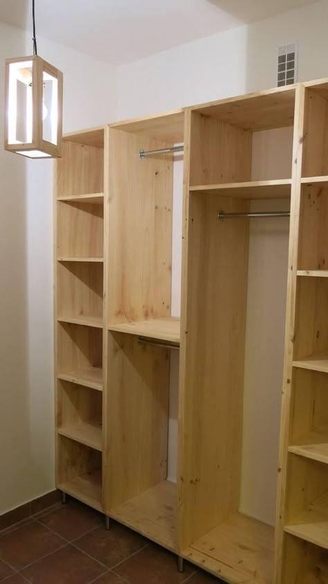 Diy Fitted Wardrobes, Clothes Bedroom, Diy Custom Closet, Closet Design Layout, Ideas Clothes, Storage Idea, Closet Layout, Closet Remodel, Bedroom Closet Design