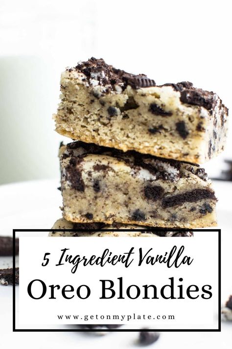 5 Ingredient Vanilla Oreo Blondies Need a super quick and easy dessert? These vanilla Oreo Blondie Bars are just what you need! Using a boxed cake mix saves time and a whole lot of measuring! #easydessert #blondies #brownies #oreodessert #oreobars | www.getonmyplate.com Vanilla Cake Mix Brownies, Boxed Dessert Ideas, Box Cake Mix Blondies, Cake Mix Oreo Bars, Cake Box Blondies, Blondies Recipe Easy Cake Mixes, Oreo Brownies Box Cake Mixes, Blondies From Cake Mix Boxes, Oreo Blondie Bars