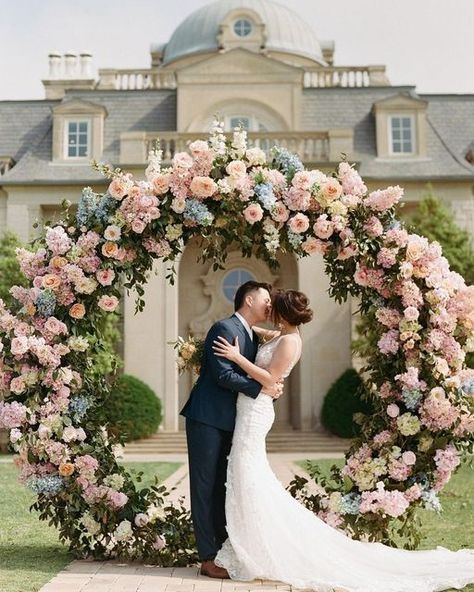 Joy | Wedding Websites & More on Instagram: "Wedding arch goals 🌸⁠ 📷: @taylorjordanphoto⁠ 💐: @flowershackblooms ⁠ ⁠ #wedding #weddings #weddingplanning #weddinginspo #weddinginspiration #weddingidea #weddingtrend #withjoy #weddingarch #weddingarches #weddingflorals #florals" Wedding Trends 2024, Jordan Photography, Top Wedding Trends, Pre Wedding Shoot Ideas, Wedding Planning Decor, Charleston Wedding Photographer, Groom Poses, Peach Wedding, Pastel Wedding