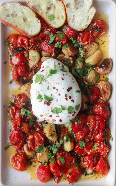 Tomato Garlic Confit, Burrata Recipes, Thandai Recipes, Olive Appetizer, Confit Recipes, Tomato Chutney Recipe, Diwali Recipes, Garlic Confit, Pizza Snacks