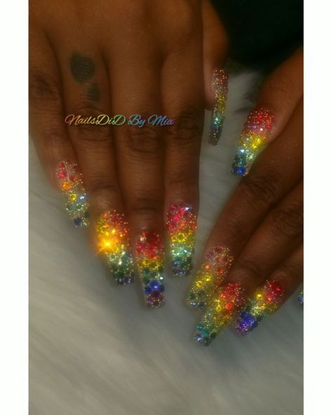 Mia on Instagram: “Let them know Mia Slayed My Nails💅 🔥🔥🔥🔥🔥🔥🔥🔥🔥🔥🔥🔥🔥 🌈Ombre Rainbow Swarovski Crystal Diamond Nail Set Slayed By Mia ❤🧡💛💚💙💜❤🧡💛💚💙💜 💎💎💎💎💎💎💎💎💎💎💎💎…” Nostalgic Nails, Sleek Nails, Boss Nails, Dot Nail Art Designs, Grow Long Nails, Nail Design Kit, Poppin Nails, Funky Fingers, Polka Dot Nail Art