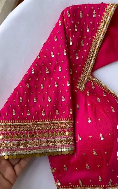 Aari Work On Saree, Blouse Design Thread Work, Blouse Design With Lace Work, Gota Patti Blouse, Handwork Blouse, Maggam Blouse, Long Blouse Designs, Latest Bridal Blouse Designs, Fashionable Saree