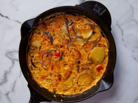 Ree Drummond Recipes, Frittata Recipe, Chunky Salsa, Frittata Recipes, Pioneer Woman Recipes, Ree Drummond, Egg Dish, Breakfast For Dinner, Meatless Meals